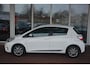Toyota Yaris 1.5 Hybrid Aspiration | Navigatie | Camera | Automaat | Cruise | Clima | NL auto!! | Onderhoudshistorie aanwezig laatste beurt bij 105000 km