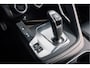 Jaguar E-Pace P200 AWD R-Dynamic S | Glazen dak | Black Pack | 20 Inch | Adaptieve Cruise Control |