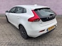 Volvo V40 2.0 T2 Nordic+ | Standkachel | Navigatie | Parkeersensoren achter | Bi-xenon koplampen | Stoelverwarming | Cruise control | Voorruitverwarming | Volvo On Call | Climate control |
