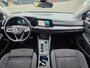 Volkswagen Golf 1.4 eHybrid Style | PHEV | Met o.a. elektrische bestuurdersstoel (ergonomisch), PDC, climate, cruise en navigatie!