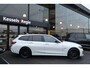 BMW 3-Serie Touring 330e M-sport Pano Memory Laser El.Haak 360 Carbon HiFi Keyless 19” Bliss Ambient Pearl White