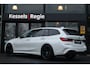 BMW 3-Serie Touring 330e M-sport Pano Memory Laser El.Haak 360 Carbon HiFi Keyless 19” Bliss Ambient Pearl White