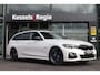 BMW 3-Serie Touring 330e M-sport | Pano | Memory | Laser | El.Haak | 360 | Carbon | HiFi | Keyless | 19” | Bliss | Ambient | Pearl White