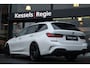 BMW 3-Serie Touring 330e M-sport Pano Memory Laser El.Haak 360 Carbon HiFi Keyless 19” Bliss Ambient Pearl White