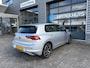 Volkswagen Golf 1.5 eTSI 150 pk Style | Climatronic | Led Koplampen | Stoelverwarming | Navigatie | Panoramadak | Stuurwiel verwarmd |