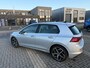 Volkswagen Golf 1.5 eTSI 150 pk Style | Climatronic | Led Koplampen | Stoelverwarming | Navigatie | Panoramadak | Stuurwiel verwarmd |