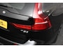 Volvo V60 2.0 T5 250pk Automaat Inscription Navigatie Apple Carpla/Android Auto Climate control Leder Parkeer sensoren Virtual Cockpit |Lichtmetalen velgen 18"