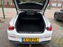 Mercedes-Benz CLA Shooting Brake 180 Business Solution Luxury, Schuif/kanteldak, Stoelverwarming, Lederen bekleding