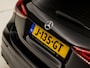 Mercedes-Benz A-klasse 220 AMG Sport 191Pk Automaat (SCHUIFDAK, SFEERVERLICHTING, APPLE CARPLAY, GROOT NAVI, LEDER/ALCANTARA, STOELVERWARMING, WIDESCREEN, CAMERA, NIEUWSTAAT)