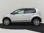 Volkswagen Up! 1.0 cross BlueMotion 75pk | Airco | Navigatie | Stoelverwarming | 16" LMV