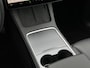 Tesla Model Y RWD 58 kWh, NL AUTO, NAP LOGISCH, AUTOPILOT, PANORAMADAK, LEDER/ALCANTARA, CRUISE, STOEL/STUUR/ACHTERBANK VERWARMING, CLIMATE CONTROL, ELEKTRISCHE STOELEN, LICHTMETAAL 19"