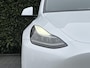 Tesla Model Y RWD 58 kWh, NL AUTO, NAP LOGISCH, AUTOPILOT, PANORAMADAK, LEDER/ALCANTARA, CRUISE, STOEL/STUUR/ACHTERBANK VERWARMING, CLIMATE CONTROL, ELEKTRISCHE STOELEN, LICHTMETAAL 19"