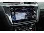 Volkswagen Tiguan 1.4 TSI eHybrid R-Line Black Style | Pano | HUD | 360cam | Elek. Trekhaak | 4x Stoelverw. | Keyless | 20'' | Adapt. Cruise