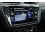 Volkswagen Tiguan 1.4 TSI eHybrid R-Line Black Style | Pano | HUD | 360cam | Elek. Trekhaak | 4x Stoelverw. | Keyless | 20'' | Adapt. Cruise