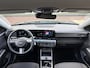 Hyundai Kona 1.6 GDI 140 PK HEV Comfort Smart | Stoel & stuurverwarming | Geïntegreerde navigatie & Apple Carplay Android Auto | 18'' 2-Tone Lichtmetalen velgen| Achterklep elektrisch |