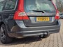Volvo V70 1.6 T4 Limited Edition | Xenon | Navi | Stoelverwarming | Trekhaak | Leder | All-seasons | PDC |