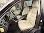 Volvo V70 1.6 T4 Limited Edition | Xenon | Navi | Stoelverwarming | Trekhaak | Leder | All-seasons | PDC |