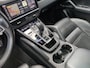 Porsche Cayenne 3.0 | Pano | Luchtvering | Sport Chrono | Adap. Cruise | Stoelventilatie | Electronic climate controle | Elektrisch glazen panorama-dak | Elektrisch verstelbare voorstoel(en)