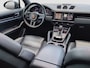 Porsche Cayenne 3.0 | Pano | Luchtvering | Sport Chrono | Adap. Cruise | Stoelventilatie | Electronic climate controle | Elektrisch glazen panorama-dak | Elektrisch verstelbare voorstoel(en)