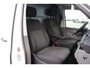 Volkswagen Transporter 2.0 TDI 110pk L2H1 28 | Navigatie | App Connect | Trekhaak | Parkeersensoren Achter | Cruise Control | Airco | DAB+