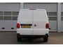 Volkswagen Transporter 2.0 TDI 110pk L2H1 28 | Navigatie | App Connect | Trekhaak | Parkeersensoren Achter | Cruise Control | Airco | DAB+