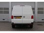 Volkswagen Transporter 2.0 TDI 110pk L2H1 28 | Navigatie | App Connect | Trekhaak | Parkeersensoren Achter | Cruise Control | Airco | DAB+