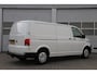 Volkswagen Transporter 2.0 TDI 110pk L2H1 28 | Navigatie | App Connect | Trekhaak | Parkeersensoren Achter | Cruise Control | Airco | DAB+