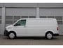 Volkswagen Transporter 2.0 TDI 110pk L2H1 28 | Navigatie | App Connect | Trekhaak | Parkeersensoren Achter | Cruise Control | Airco | DAB+