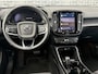 Volvo XC40 Recharge Plus 70 kWh | Warmtepomp | Stoelverwarming | Elektrische Achterklep | Achteruitrijcamera | Parkeersensoren | Navigatie | Apple Carplay | Android Auto | LED Koplampen | Two-Tone
