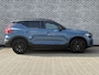 Volvo XC40 Recharge Plus 70 kWh | Warmtepomp | Stoelverwarming | Elektrische Achterklep | Achteruitrijcamera | Parkeersensoren | Navigatie | Apple Carplay | Android Auto | LED Koplampen | Two-Tone
