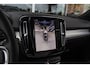 Volvo XC40 2.0 B3 Ultra Black Edition | Direct leverbaar | MY 2026 | Panoramadak | Harman/kardon | 360 camera | 20 inch | Drive assistance | Carplay | Keyless entry | Stuurverwarming