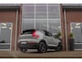 Volvo XC40 2.0 B3 Ultra Black Edition | Direct leverbaar | MY 2026 | Panoramadak | Harman/kardon | 360 camera | 20 inch | Drive assistance | Carplay | Keyless entry | Stuurverwarming