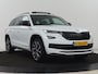 Skoda Kodiaq 1.5 TSI Sportline 7 Persoons | Panoramadak | Stoelverwarming | Trekhaak | Adaptive cruise | Carplay | Memory | 20 inch | Virtual Cockpit | Alcantara | Keyless | Navigatie