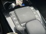 Mercedes-Benz A-klasse 180 Luxury Line Panorama Dak | Alcantara Bekleding | LED | Widescreen | Camera | Navigatie | Parkeersensoren Rondom | 17" Lichtmetaal | Achteruitrijcamera | Alcantara Bekleding | Comfortstoel(en)