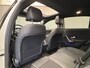 Mercedes-Benz A-klasse 180 Luxury Line Panorama Dak | Alcantara Bekleding | LED | Widescreen | Camera | Navigatie | Parkeersensoren Rondom | 17" Lichtmetaal | Achteruitrijcamera | Alcantara Bekleding | Comfortstoel(en)