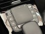 Mercedes-Benz A-klasse 180 Luxury Line Panorama Dak | Alcantara Bekleding | LED | Widescreen | Camera | Navigatie | Parkeersensoren Rondom | 17" Lichtmetaal | Achteruitrijcamera | Alcantara Bekleding | Comfortstoel(en)