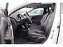 Volvo V40 Cross Country 1.5 T3 Polar+ Luxury | Panodak | Leder | Camera | Stoelverwarming | Dealer Onderhouden | Keyless