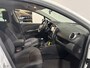 Renault Clio 1.2 - 120PK TCe Limited | 1e eigenaar | Airco | Parkeersensoren | Navi | Cruise Control | Armsteun | Lichtmetalen Velgen | Elektrische Ramen & Spiegels | Bluetooth |