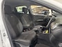 Renault Clio 1.2 - 120PK TCe Limited | 1e eigenaar | Airco | Parkeersensoren | Navi | Cruise Control | Armsteun | Lichtmetalen Velgen | Elektrische Ramen & Spiegels | Bluetooth |