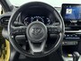 Toyota Yaris Cross 1.5 Hybrid Dynamic | Trekhaak | Dodehoek detectie | Stoel-/stuurverwarming | Navigatie | Apple Carplay / Android Auto | Parkeersensoren voor/achter | 17 inch