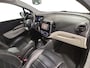 Renault Captur 1.2 TCe Initiale Paris * Automaat * Trekhaak Afneembaar * Bose * Camera * All Season Banden * Stoelverwarming * Dodehoek detectie * Navigatie * Cruise Control * Navigatie * LM Velgen * 12 Maanden BOVAG Garantie *