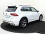Volkswagen Tiguan 1.4 TSI eHybrid R-Line Business | SoH 100% | Achteruitrijcamera | Adaptieve cruise control | 3-zone airco | Dodehoek detectie | Keyless | CarPlay | Parkeerassistent | Digital cockpit |