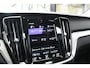 Volvo V60 T6 340pk AWD Inscription | Trekhaak | Leder | Schuifdak | 19''