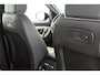 Land Rover Discovery Sport P300e 1.5 R-Dynamic SE Panoramadak Meridian Trekhaak Matrix-LED