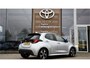 Toyota Yaris 1.5 Hybrid 115 Dynamic Limited 116pk Automaat | Stuur/stoel verwarming | Parkeersensoren vóór & achter | Apple Carplay/Android Auto |