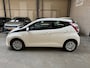 Toyota Aygo X X-PLAY AUTOMAAT 1E EIGENAAR NL AUTO NAP APPLE/CARPLAY CAMERA LED BLUETOOTH AIRCO!!