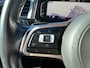 Volkswagen T-Roc 1.5 TSI R-Line / AUTOMAAT/ TREKHAAK/ APP-CONNECT/ DIGITAL DASH/ PARK. SENSOREN/ NAVI/ CLIMA/ STOELVERWARM./ CRUISE/