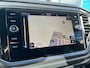 Volkswagen T-Roc 1.5 TSI R-Line / AUTOMAAT/ TREKHAAK/ APP-CONNECT/ DIGITAL DASH/ PARK. SENSOREN/ NAVI/ CLIMA/ STOELVERWARM./ CRUISE/