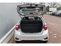Toyota Yaris 1.5 Hybrid Aspiration Parkeercamera-L.M. velgen-Cruise control-Metallic lak
