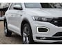 Volkswagen T-Roc 1.5 TSI DSG R-Line Pano/Camera/LED/Trekhaak